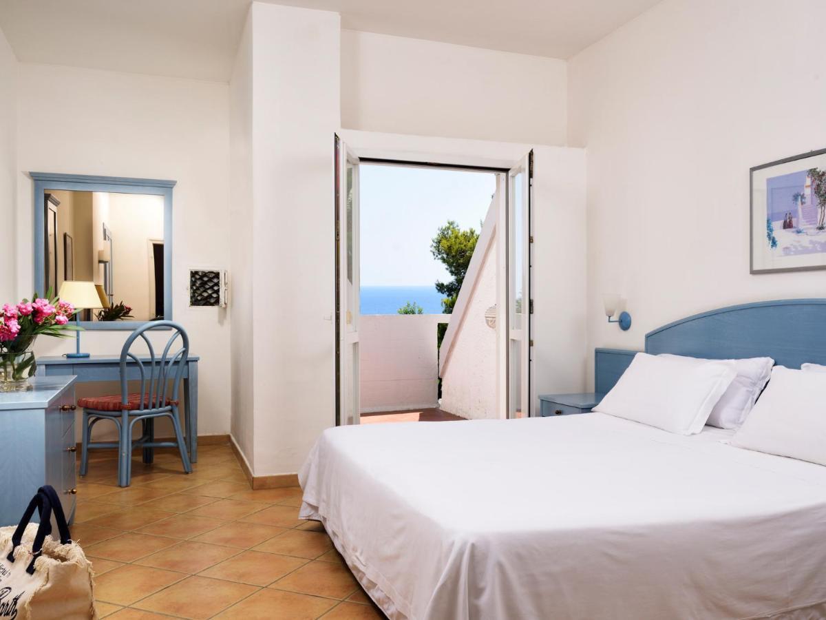 Th Capo Rizzuto Hotel Isola Di Capo Rizzuto Екстериор снимка