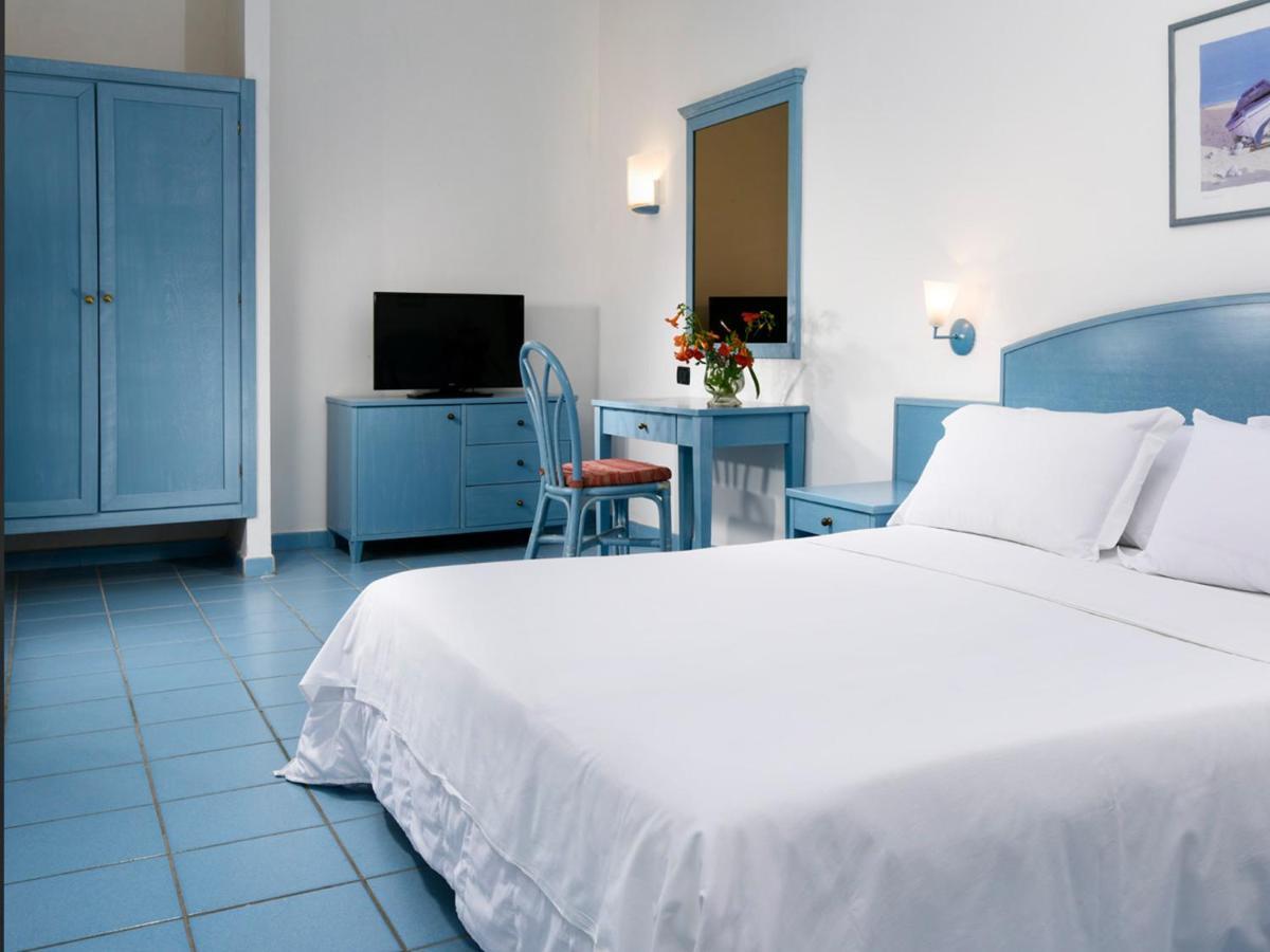 Th Capo Rizzuto Hotel Isola Di Capo Rizzuto Екстериор снимка