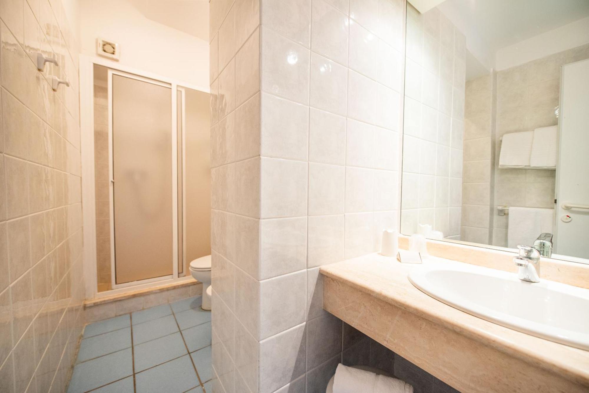 Th Capo Rizzuto Hotel Isola Di Capo Rizzuto Екстериор снимка