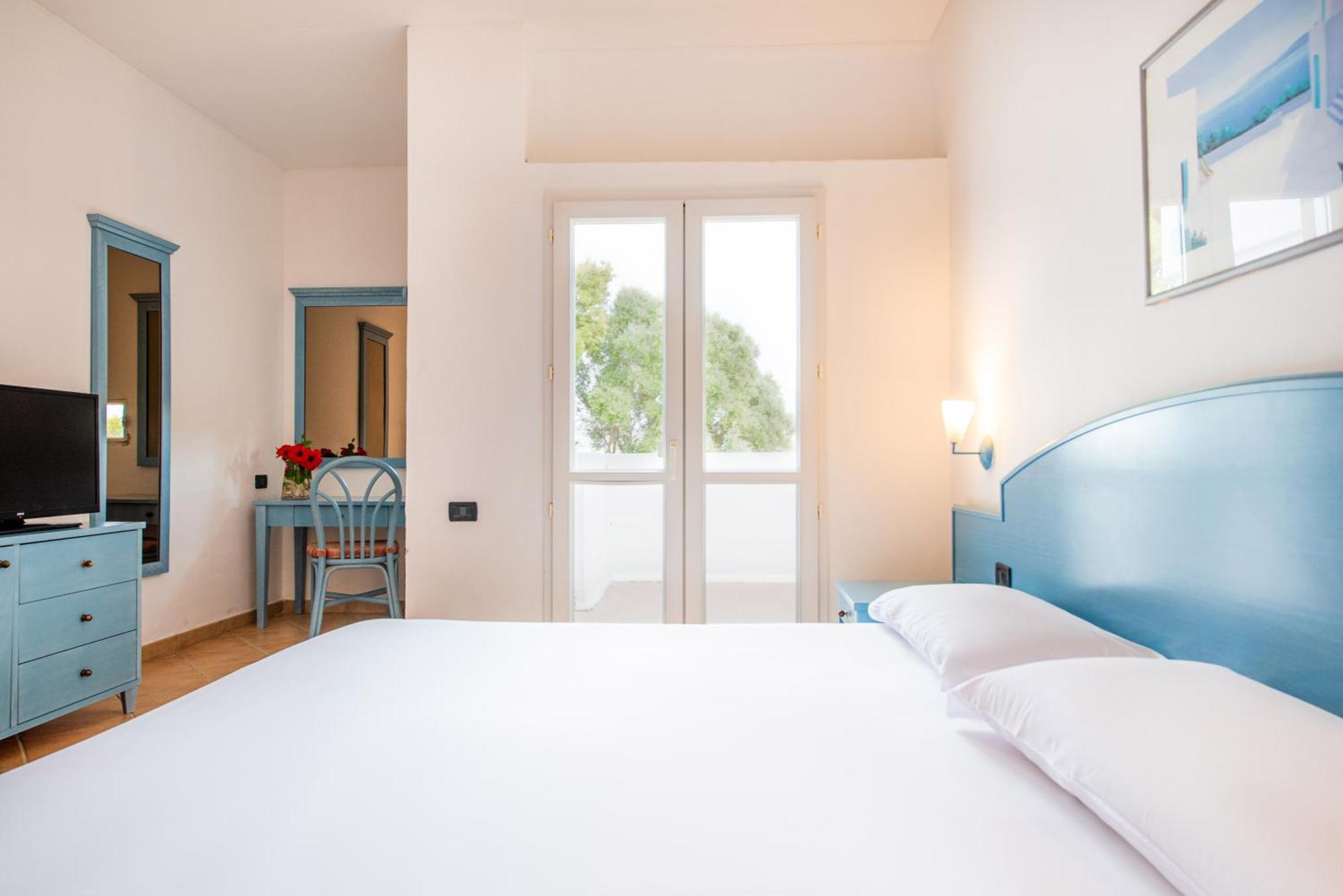 Th Capo Rizzuto Hotel Isola Di Capo Rizzuto Екстериор снимка