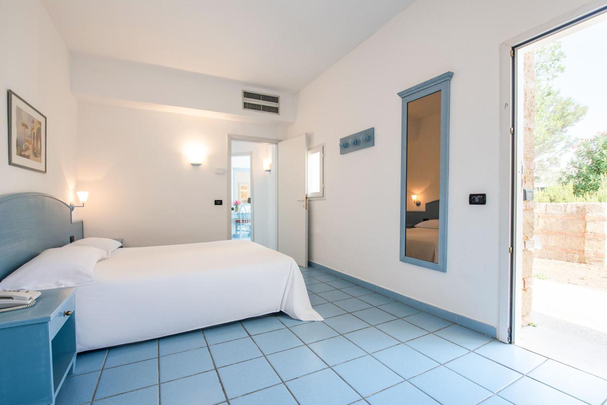 Th Capo Rizzuto Hotel Isola Di Capo Rizzuto Екстериор снимка