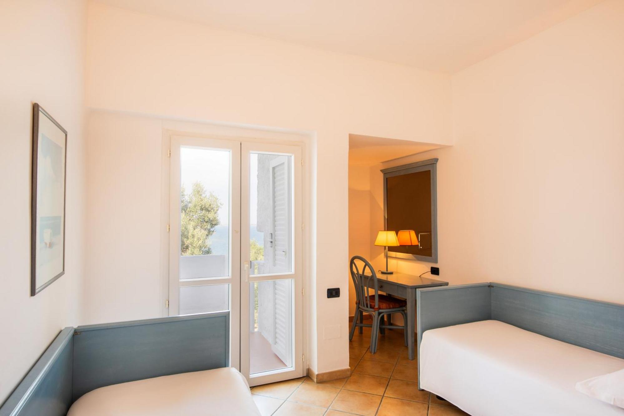 Th Capo Rizzuto Hotel Isola Di Capo Rizzuto Екстериор снимка