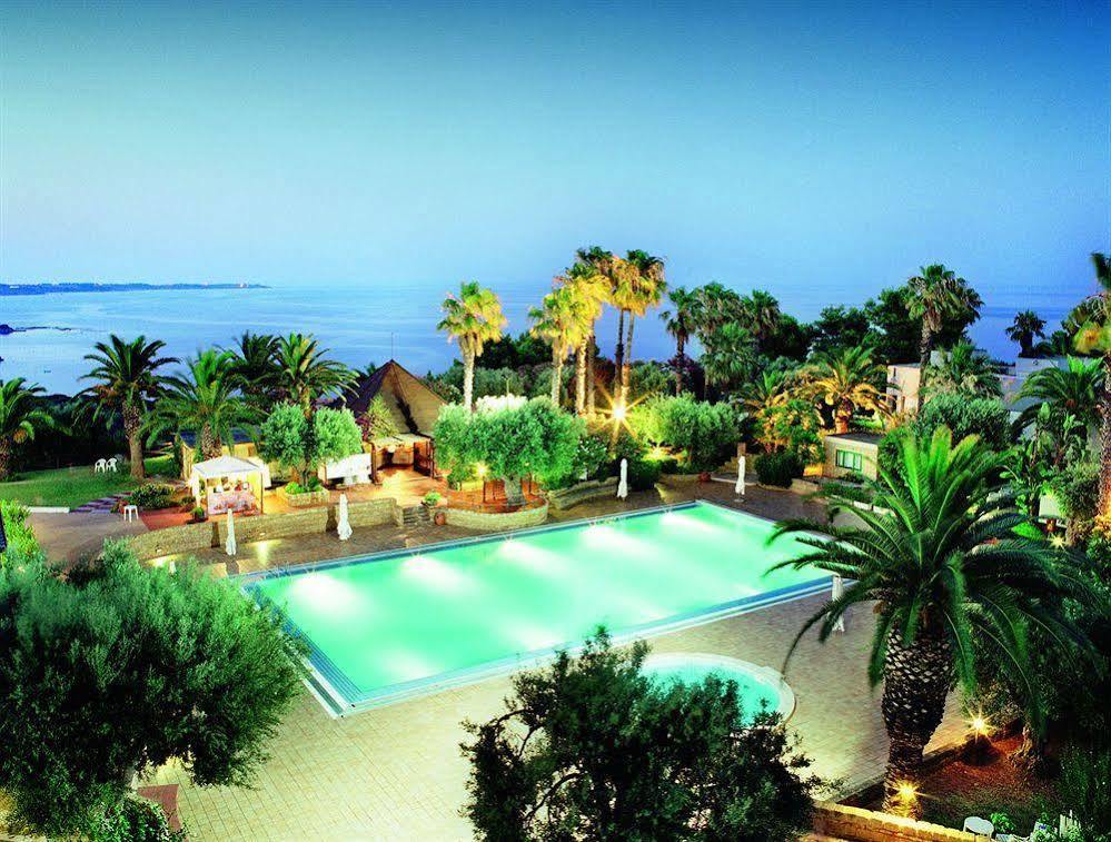 Th Capo Rizzuto Hotel Isola Di Capo Rizzuto Екстериор снимка